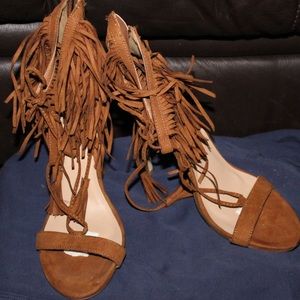 Fringe heels
